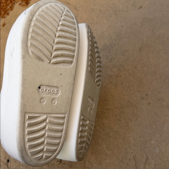 Crocs Dylan Clogs - Picture 4 of 5